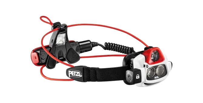 Recenze nabjec LED elovka Petzl NAO Plus